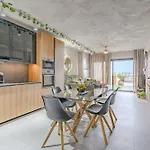 Paraiso Terrace Apartment